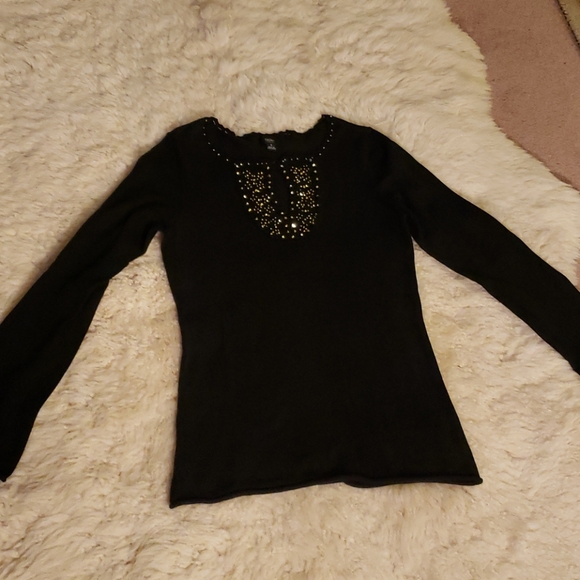 TOP Size Small - Picture 11 of 16